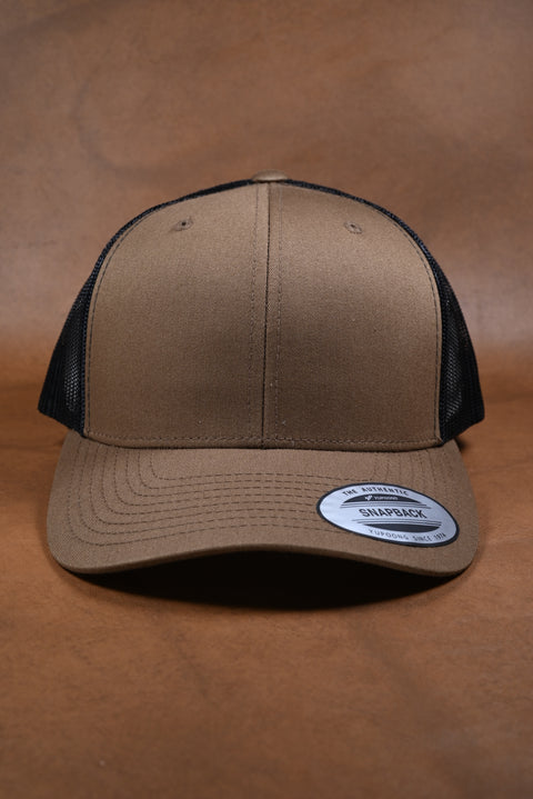 YUPOONG CLASSIC COYOTE/NEGRO