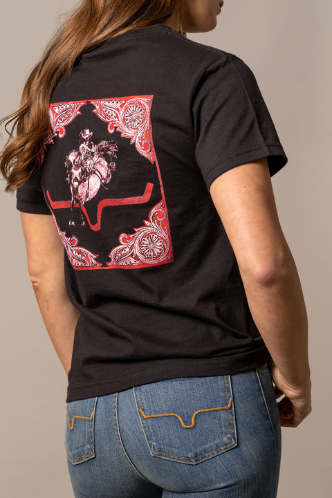 PLAYERA KIMES RANCH FALLON BANDANA - NEGRO