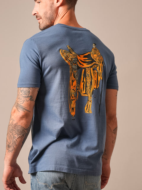 PLAYERA KIMES RANCH LUCKY B SADDLE - AZUL OSCURO
