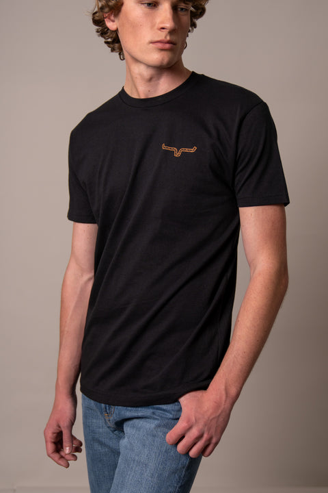 PLAYERA KIMES RANCH ROWELL - NEGRO