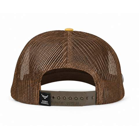 Gorra amarilla gallo - vista posterior