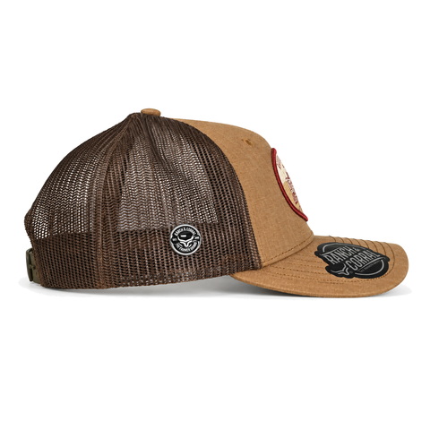 Gorra Ranch & Corral Farmer tractor café, vista lateral derecho. SKU 7506552407470.