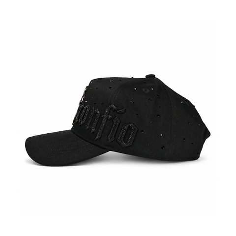 Gorra 44723778, vista lateral izquierdo, fondo blanco.