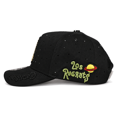 Gorra Italiense negra Rugrats — vista lateral izquierdo sobre fondo blanco