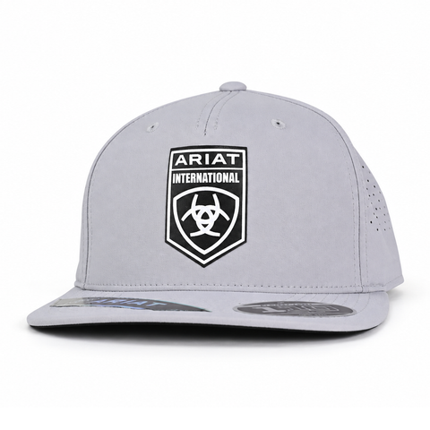 Gorra ARIAT gris claro perforada con visera plana, vista perfil