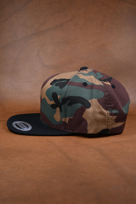 YUPOONG SNAPBACK CAMO BLACK