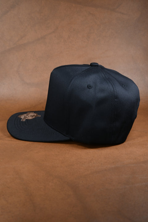 FRANCO CABASSI NEGRO CON IMPRESION LOTERIA DORADA