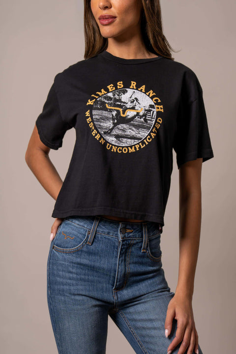 PLAYERA KIMES RANCH AFTERNOON RODEO - NEGRO